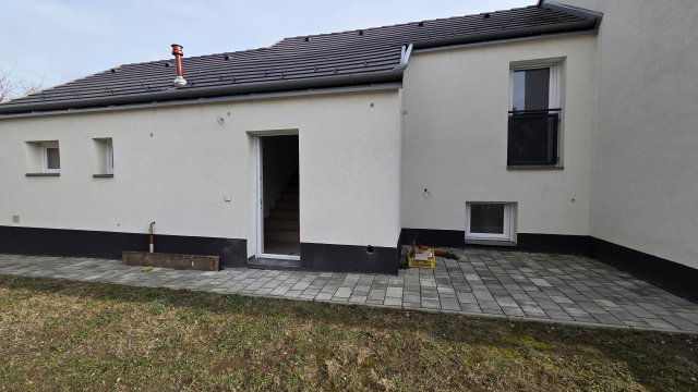 Eladó sorház, Dorogon 92.7 M Ft, 4 szobás / költözzbe.hu