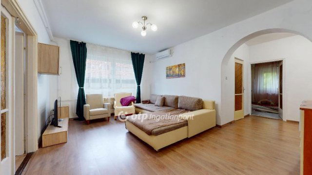 Eladó családi ház, Szikszón 51.9 M Ft, 3 szobás