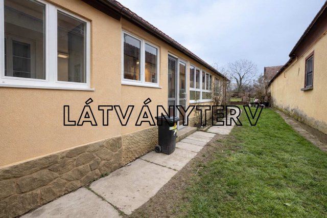 Eladó családi ház, Tótszerdahelyen 17.4 M Ft, 5 szobás