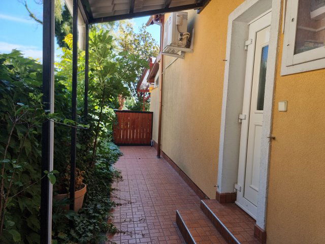 Eladó ikerház, Balatongyörökön 89.9 M Ft, 4+1 szobás