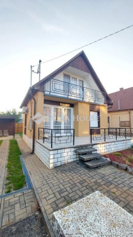 Kiadó nyaraló, Dombóváron, Hableány utcában 140 E Ft / hó