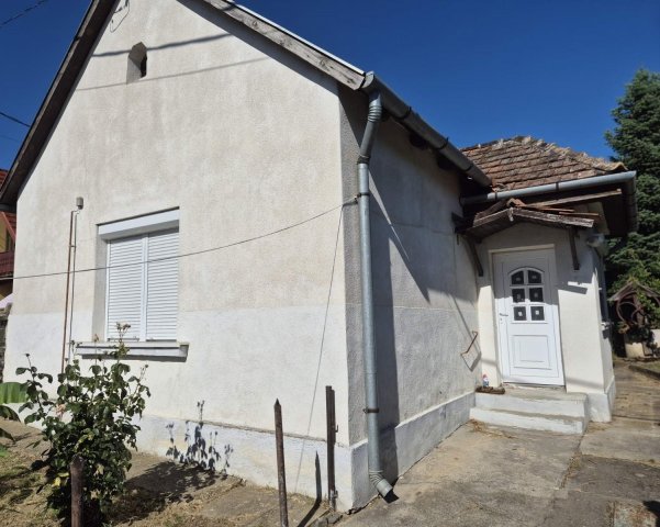 Eladó nyaraló, Badacsonytördemicen 39.9 M Ft, 2 szobás
