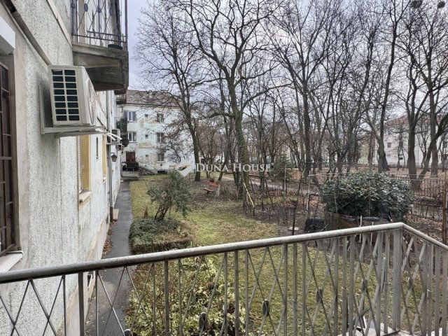 Eladó téglalakás, Budapesten, XV. kerületben 68.9 M Ft, 2 szobás