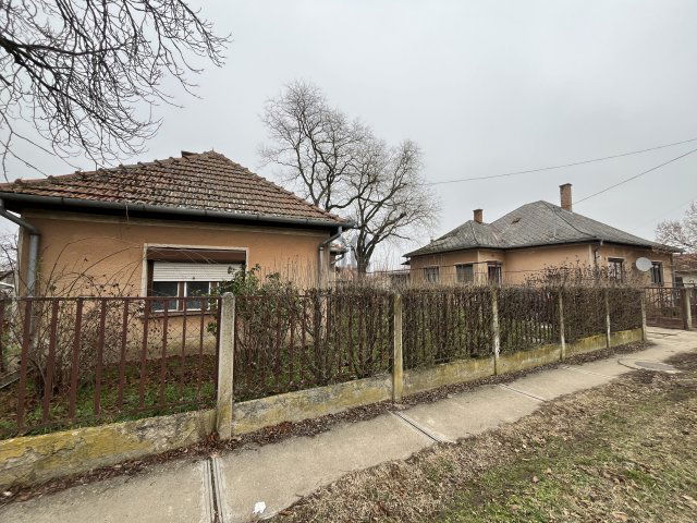 Eladó családi ház, Berettyóújfaluban 53 M Ft, 3 szobás