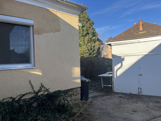 Eladó családi ház, Pápán 42.5 M Ft, 2+1 szobás