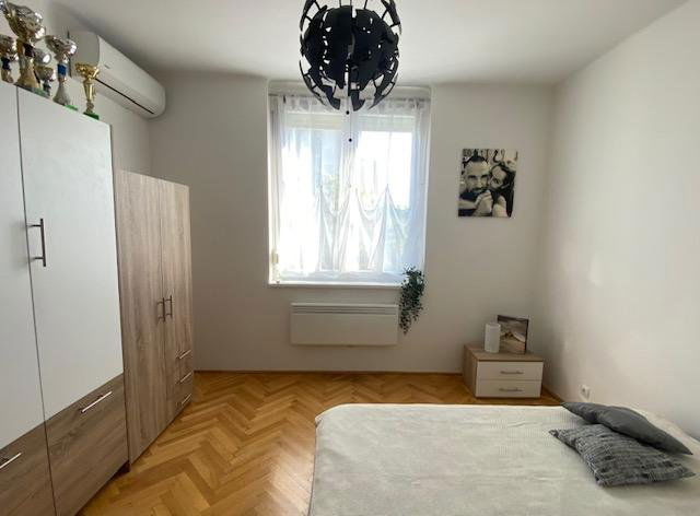 Eladó téglalakás, Dunakeszin 76.5 M Ft, 2 szobás