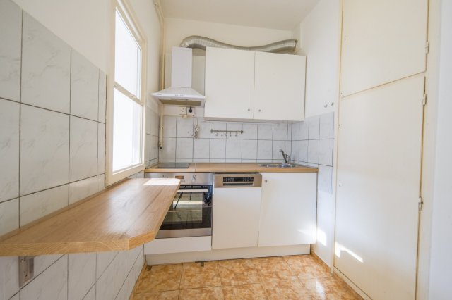 Eladó panellakás, Budapesten, XX. kerületben, Eperjes utcában