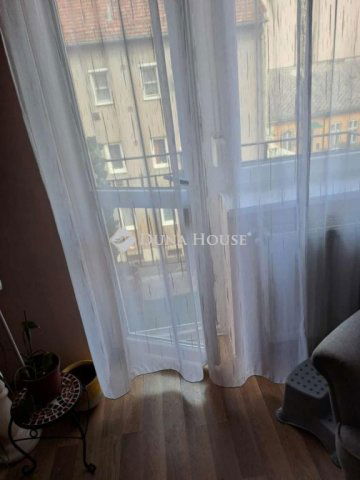 Eladó téglalakás, Debrecenben, Mácsai Sándor utcában 59.9 M Ft