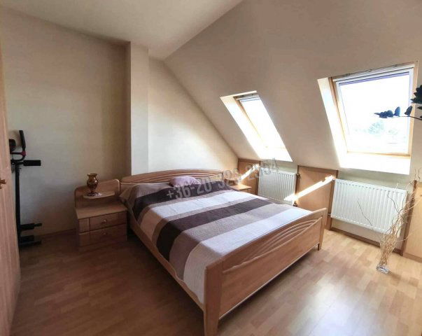 Eladó téglalakás, Sopronban 65.9 M Ft, 3 szobás