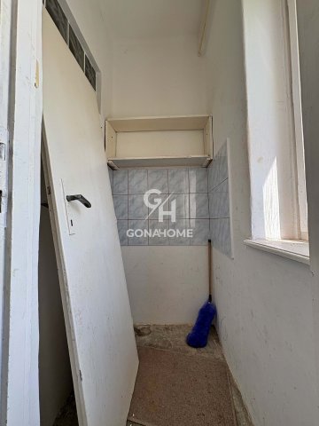 Eladó téglalakás, Várpalotán 32.9 M Ft, 1+1 szobás