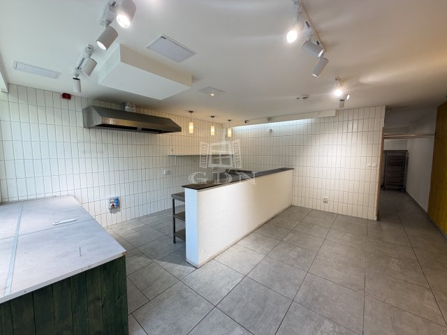 Kiadó üzlethelyiség, Budapesten, IX. kerületben 350 E Ft / hó