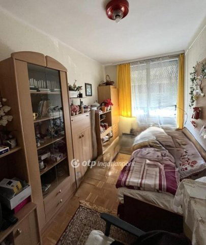 Eladó téglalakás, Salgótarjánban 18.5 M Ft, 2 szobás