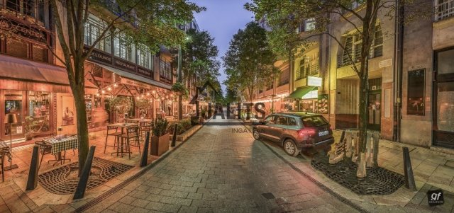 Kiadó téglalakás, albérlet, V. kerületben, Október 6. utcában