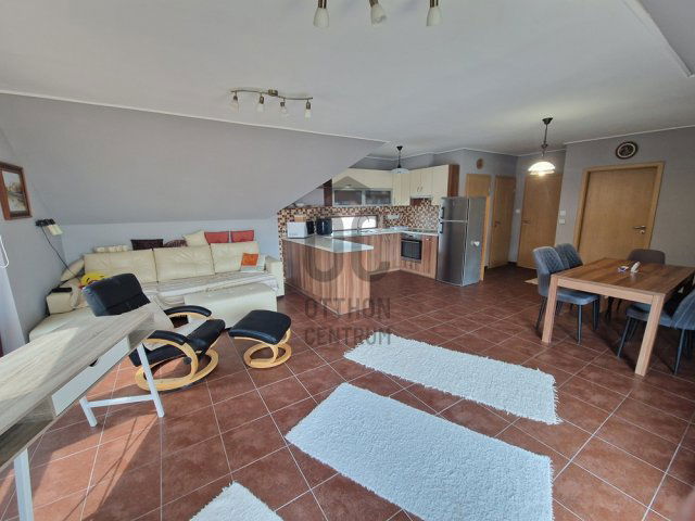 Kiadó téglalakás, albérlet, Tatán 350 E Ft / hó, 4 szobás