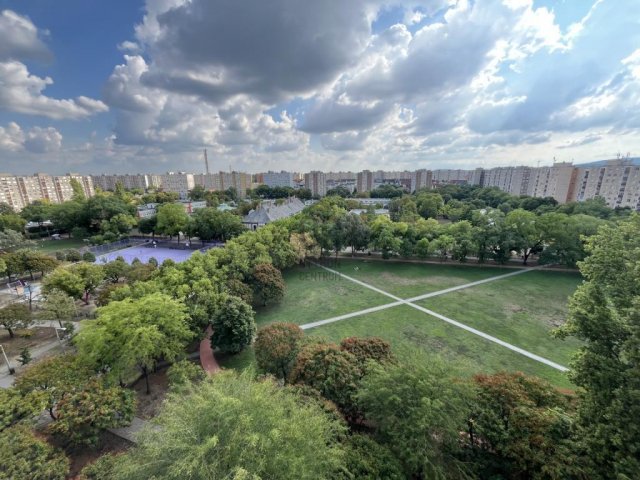 Eladó panellakás, Budapesten, IV. kerületben 74 M Ft, 3 szobás