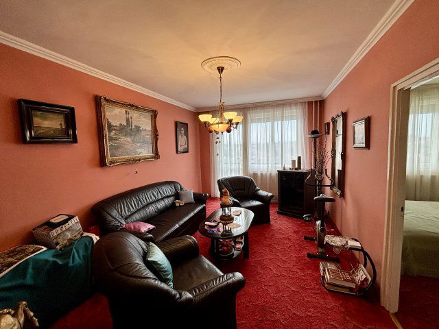 Eladó panellakás, Keszthelyen 32.9 M Ft, 2 szobás