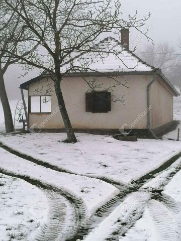 Eladó nyaraló, Pacsán 9.9 M Ft, 1 szobás / költözzbe.hu