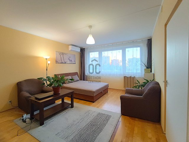 Eladó panellakás, Budapesten, X. kerületben 55.9 M Ft, 2 szobás