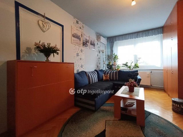 Eladó panellakás, Budapesten, XI. kerületben 72.9 M Ft, 2 szobás