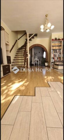 Eladó sorház, Székesfehérvárott 94.999 M Ft, 3 szobás