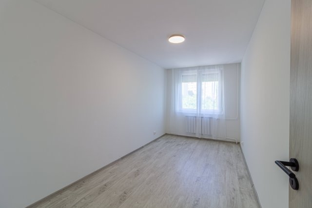 Kiadó panellakás, albérlet, Kiskunfélegyházán 140 E Ft / hó