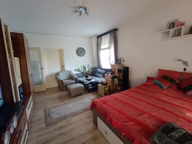 Eladó panellakás, Pécsett, Berze Nagy János utcában 46 M Ft