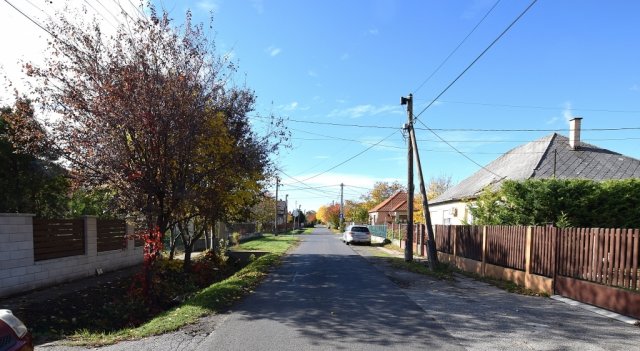 Eladó családi ház, Debrecenben 63.5 M Ft, 1+2 szobás