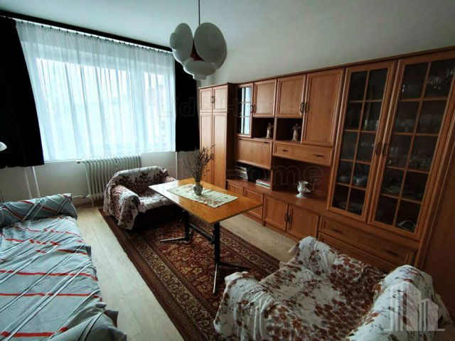 Eladó panellakás, Székesfehérvárott 44.9 M Ft, 2 szobás