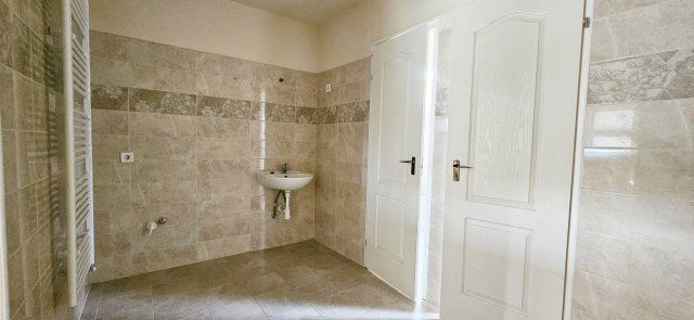 Eladó sorház, Újlengyelen 79.9 M Ft, 5 szobás