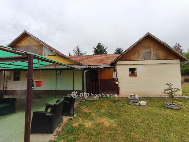 Eladó családi ház, Csongrádon 29.9 M Ft, 3+2 szobás