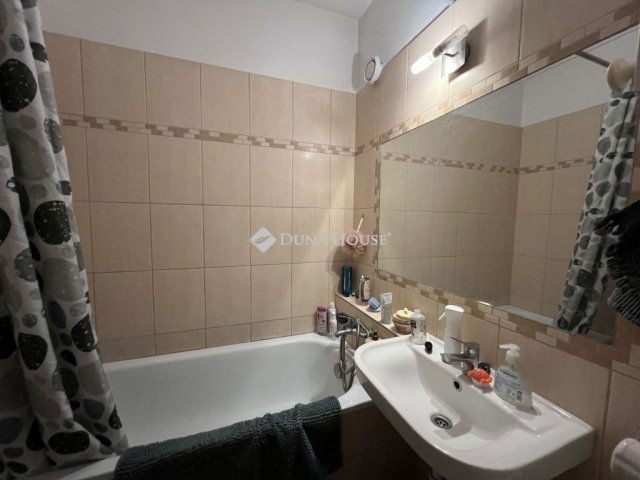 Eladó panellakás, Budapesten, IV. kerületben 53.7 M Ft, 1 szobás