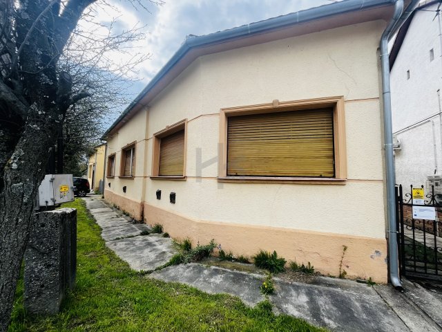 Eladó családi ház, Barcson 34.9 M Ft, 3 szobás