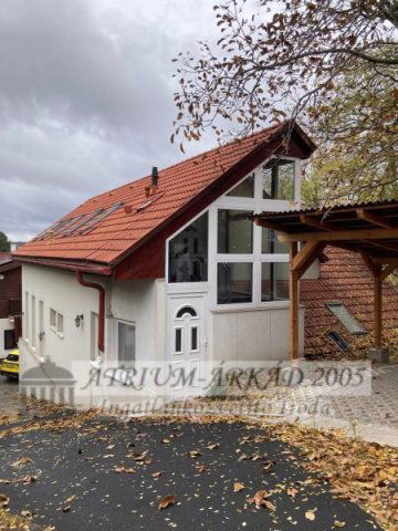 Eladó téglalakás, Budapesten, XI. kerületben 144.5 M Ft