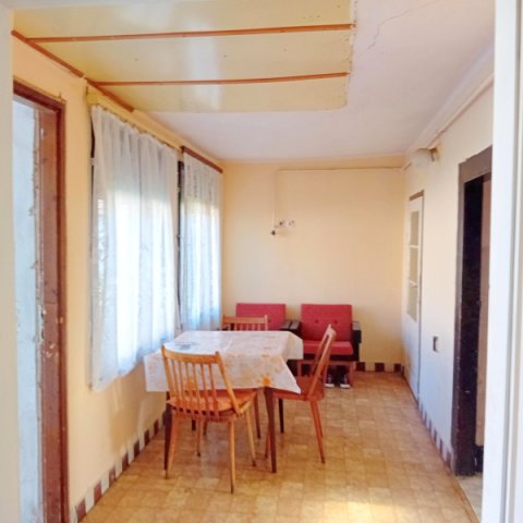 Eladó családi ház, Mezőtúron 11.875 M Ft, 4+1 szobás