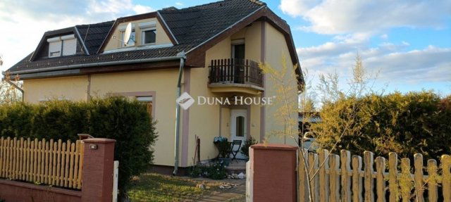 Eladó ikerház, Táborfalván 49.9 M Ft, 4 szobás