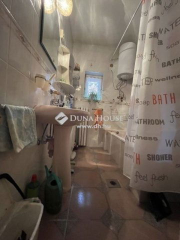 Eladó családi ház, Budapesten, XVIII. kerületben 120 M Ft