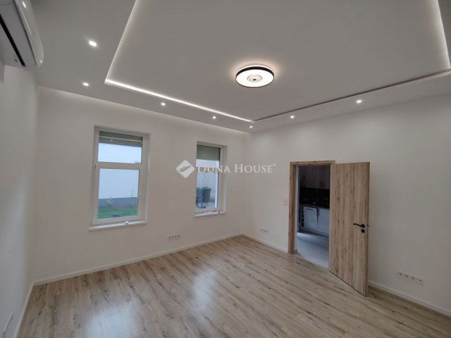 Eladó téglalakás, Budapesten, XIX. kerületben 53.9 M Ft