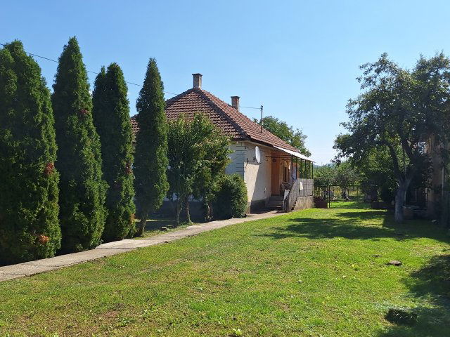 Eladó családi ház, Mérán 17.5 M Ft, 2 szobás