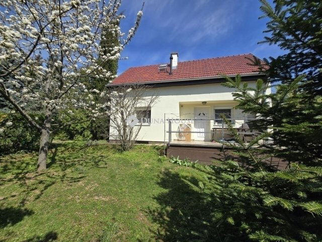 Eladó családi ház, Törökbálinton 85 M Ft, 1+2 szobás