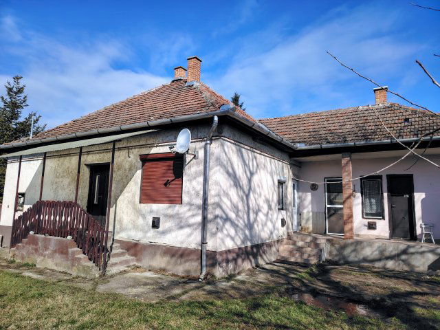 Eladó családi ház, Kápolnán 17.5 M Ft, 3 szobás