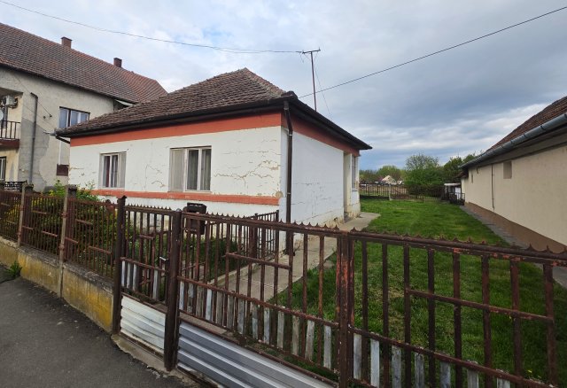 Eladó családi ház, Tiszanagyfalun 14.9 M Ft, 2 szobás