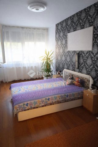 Eladó téglalakás, Debrecenben 61.5 M Ft, 2 szobás