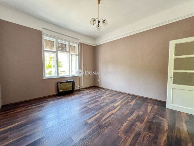Eladó téglalakás, Budapesten, XX. kerületben 32.9 M Ft, 1 szobás