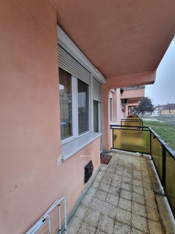 Eladó téglalakás, Pápán 36.49 M Ft, 2 szobás