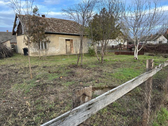 Eladó családi ház, Bárándon 9.99 M Ft / költözzbe.hu