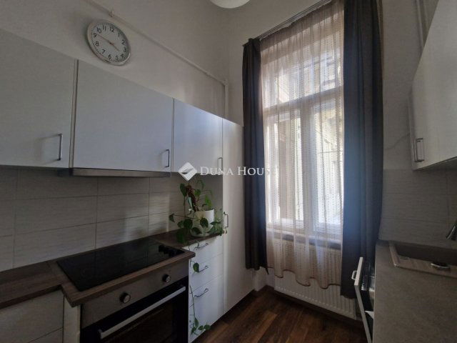 Kiadó téglalakás, albérlet, Budapesten, VII. kerületben