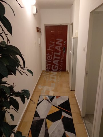 Kiadó panellakás, albérlet, VIII. kerületben, Práter utcában