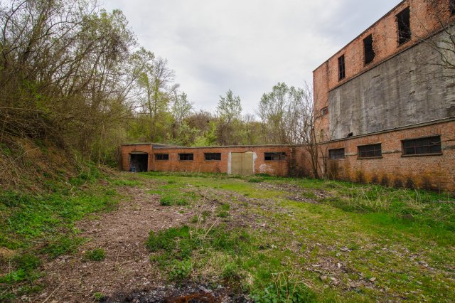 Eladó ipari ingatlan, Ajkán 9.9 M Ft / költözzbe.hu