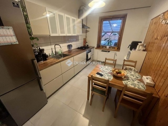 Eladó családi ház, Monoron 105 M Ft, 4 szobás