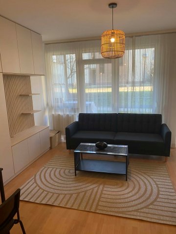 Kiadó téglalakás, albérlet, XXII. kerületben, Galga utcában